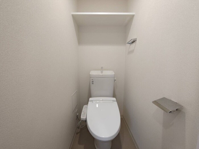 物件内観写真12　(トイレ)