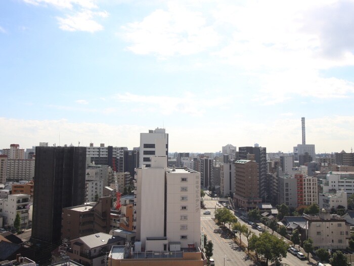 物件内観写真16　(室内からの展望)