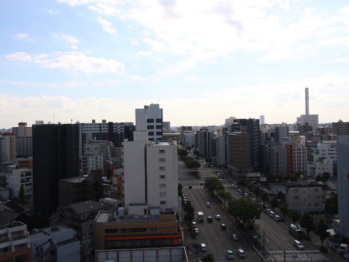 物件内観写真20　(室内からの展望)