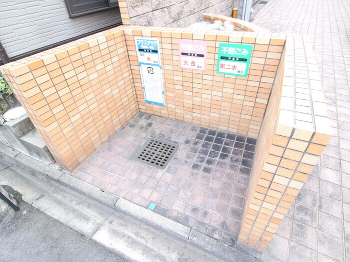 物件外観写真6　(建物設備)