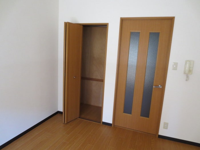 物件内観写真15　(収納)