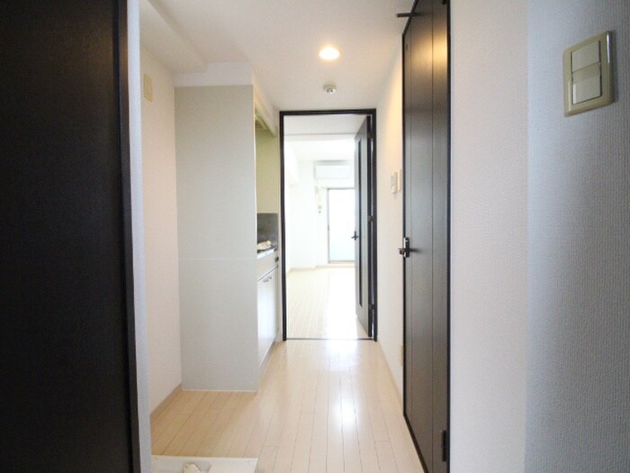 物件内観写真16　(廊下)