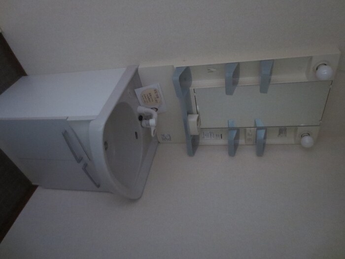 物件内観写真13　(洗面)