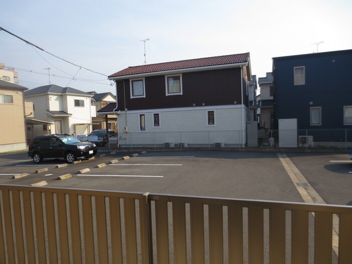 物件内観写真21　(室内からの展望)