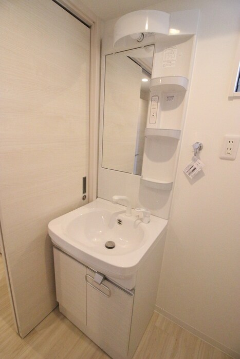 物件内観写真9　(洗面)