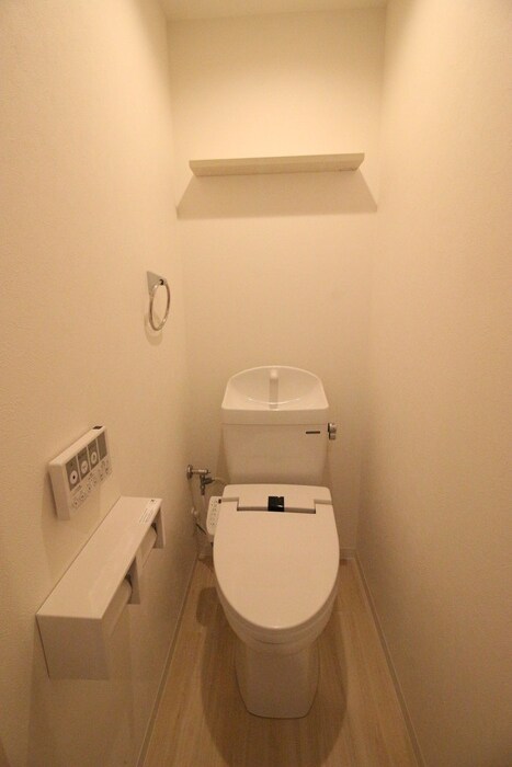 物件内観写真12　(トイレ)