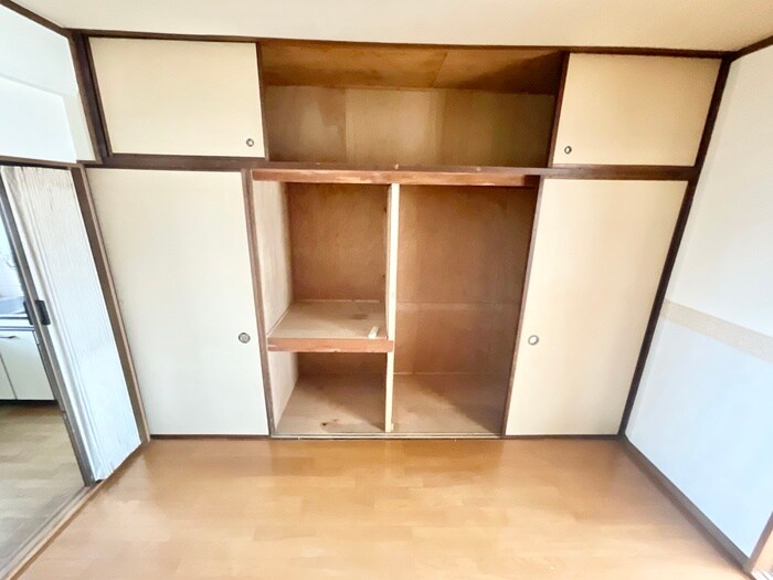 物件内観写真10　(収納)
