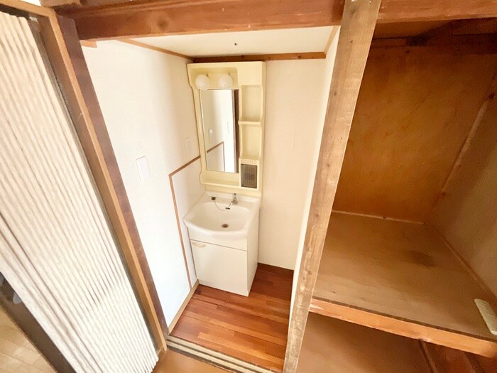 物件内観写真14　(洗面)
