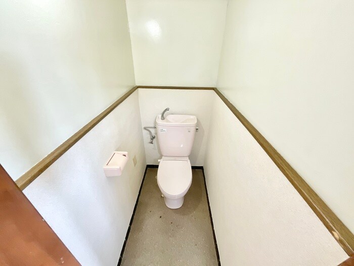 物件内観写真14　(トイレ)