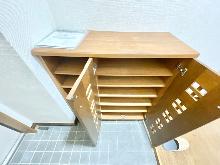 物件内観写真17　(靴箱)