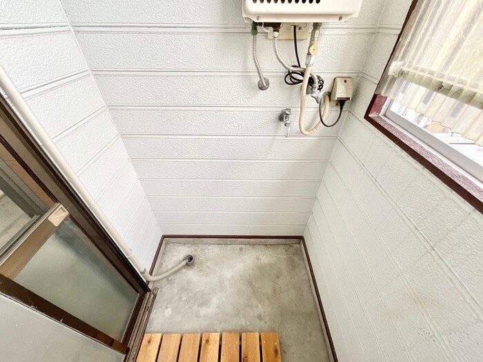 物件内観写真19　(洗濯機置場)