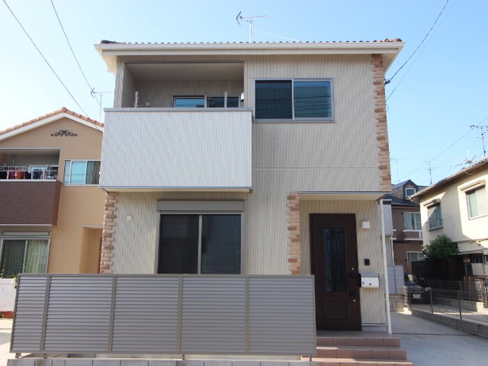 物件外観写真1　(外観写真)