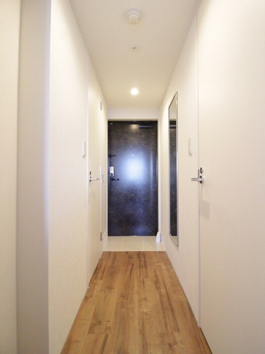物件内観写真18　(廊下)