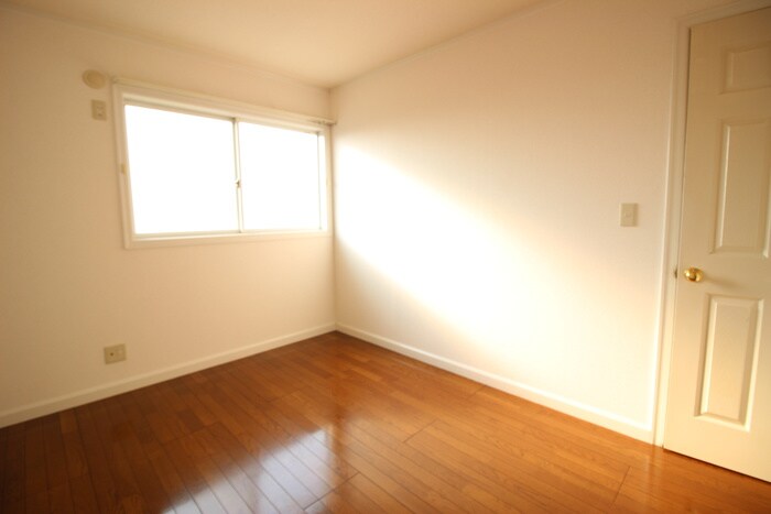 物件内観写真5　(居室)