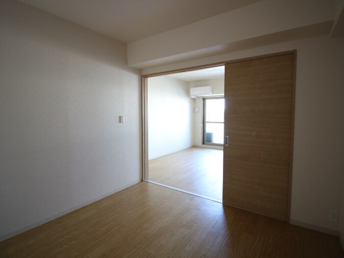 物件内観写真18　(居室)