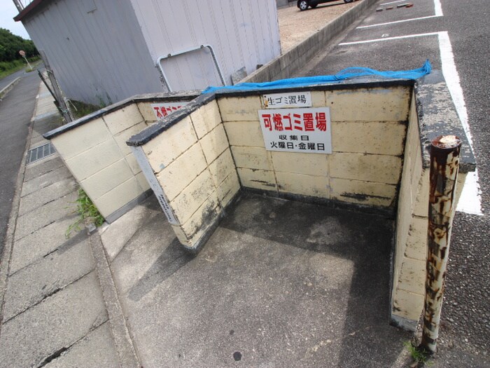 物件外観写真6　(建物設備)