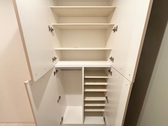 物件内観写真15　(靴箱)