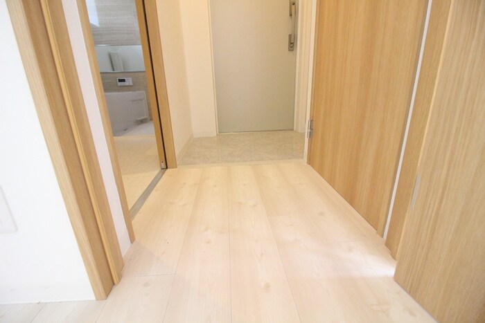 物件内観写真17　(廊下)