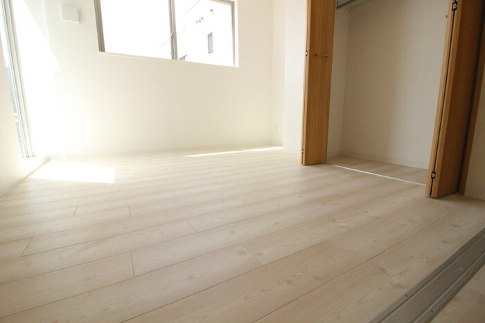 物件内観写真19　(居室)