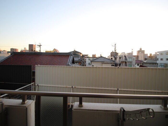 物件内観写真22　(室内からの展望)