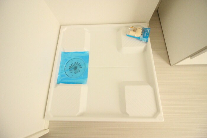 物件内観写真12　(洗濯機置場)