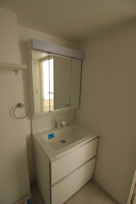 物件内観写真13　(洗面)