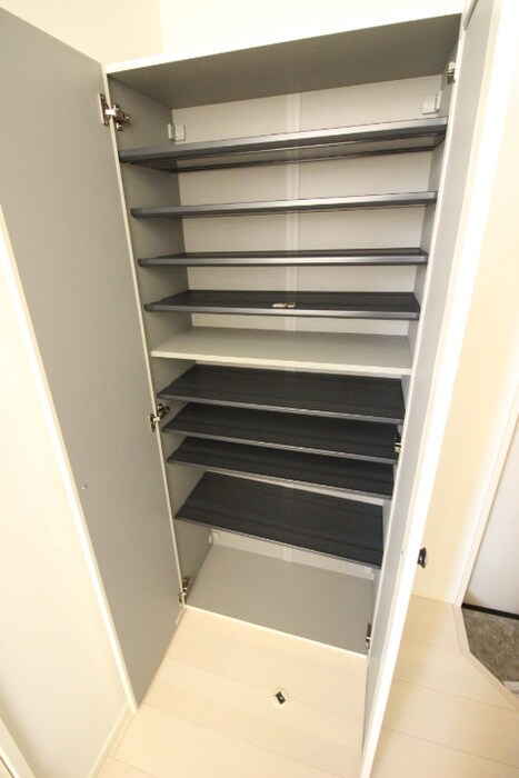 物件内観写真17　(靴箱)