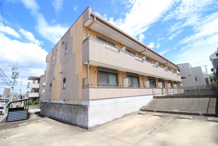 レザンブライドの外観写真