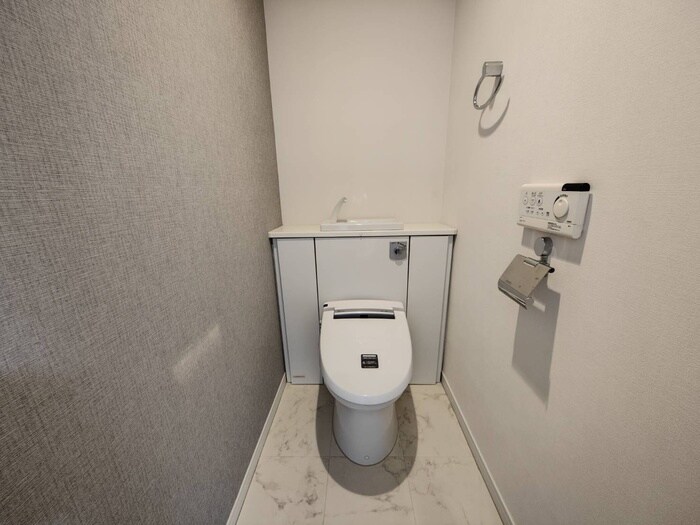 物件内観写真13　(トイレ)