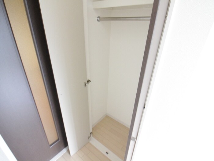 物件内観写真10　(収納)