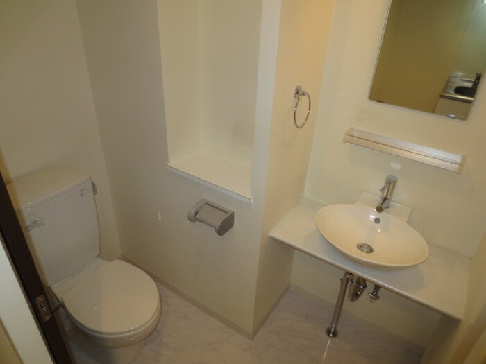 物件内観写真10　(トイレ)