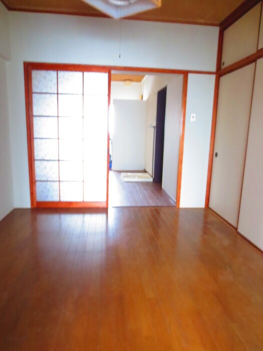 物件内観写真8　(居室)