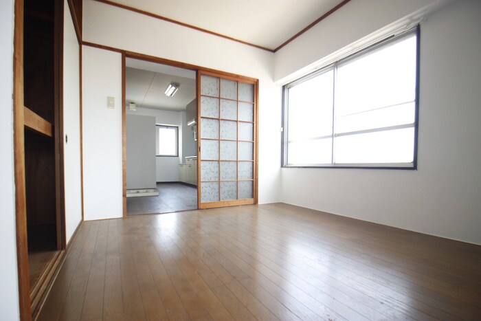 物件内観写真11　(居室)