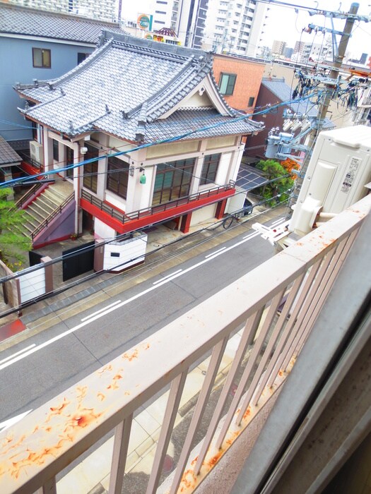 物件内観写真17　(室内からの展望)