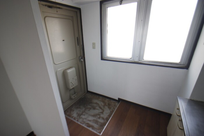 物件内観写真20　(玄関)