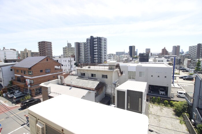 物件内観写真22　(室内からの展望)