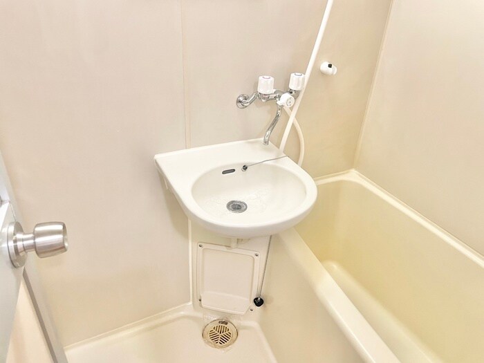 物件内観写真11　(洗面)