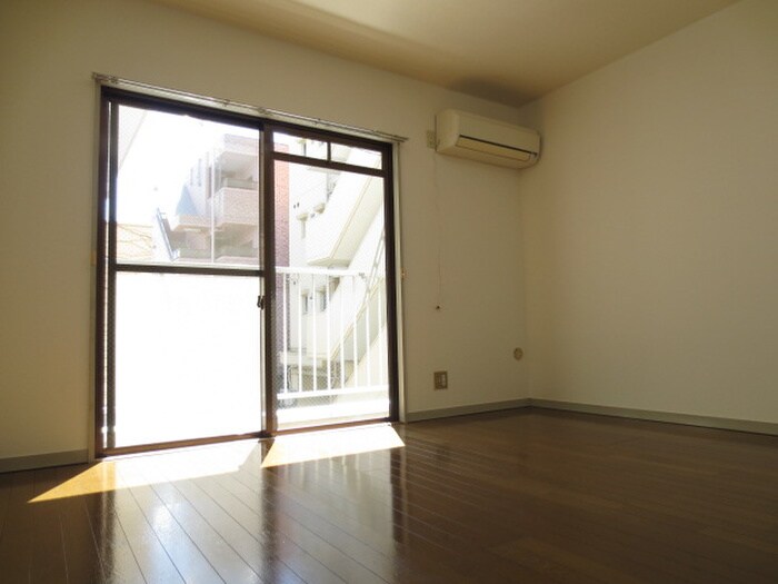 物件内観写真12　(居室)