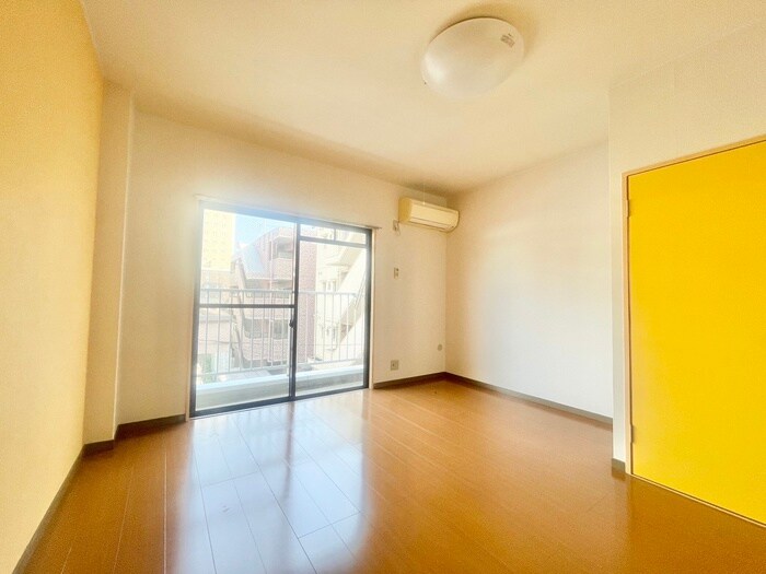 物件内観写真15　(居室)