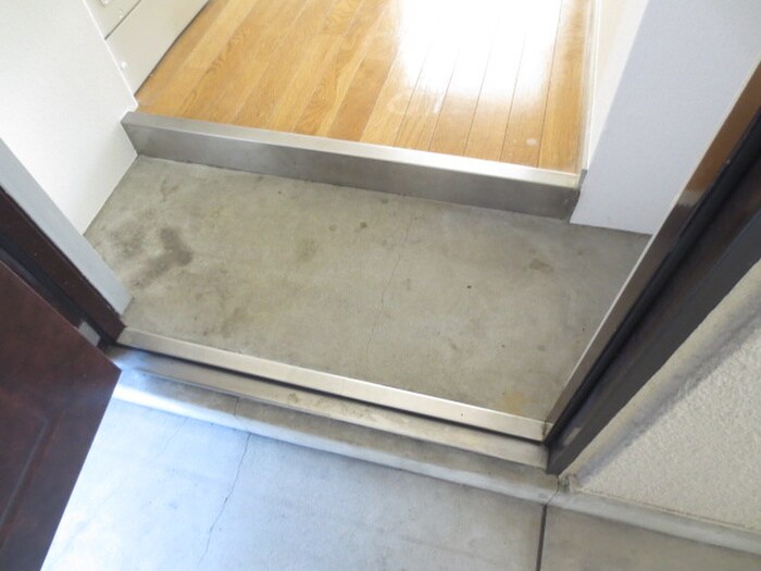 物件内観写真21　(玄関)