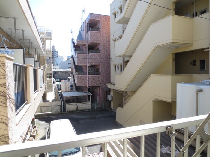 物件内観写真22　(室内からの展望)