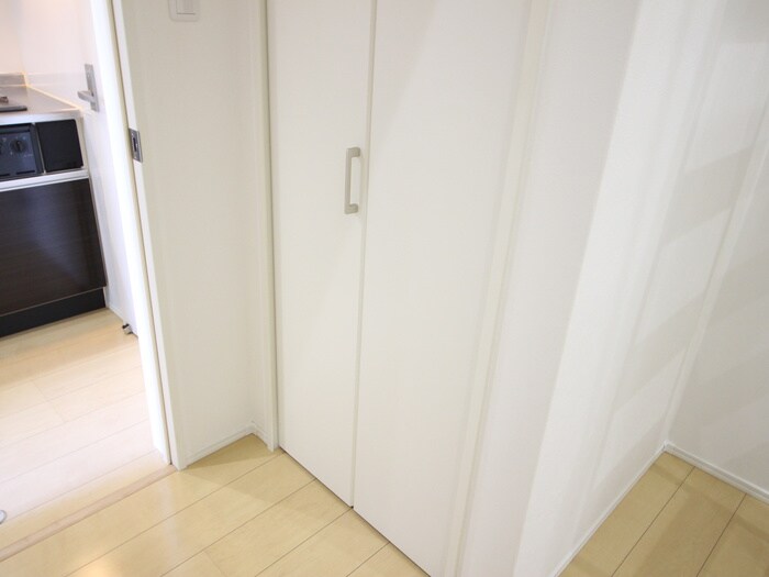 物件内観写真15　(収納)