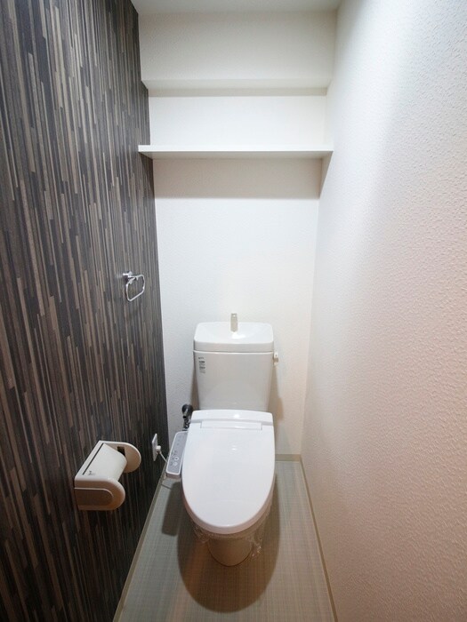 物件内観写真8　(トイレ)