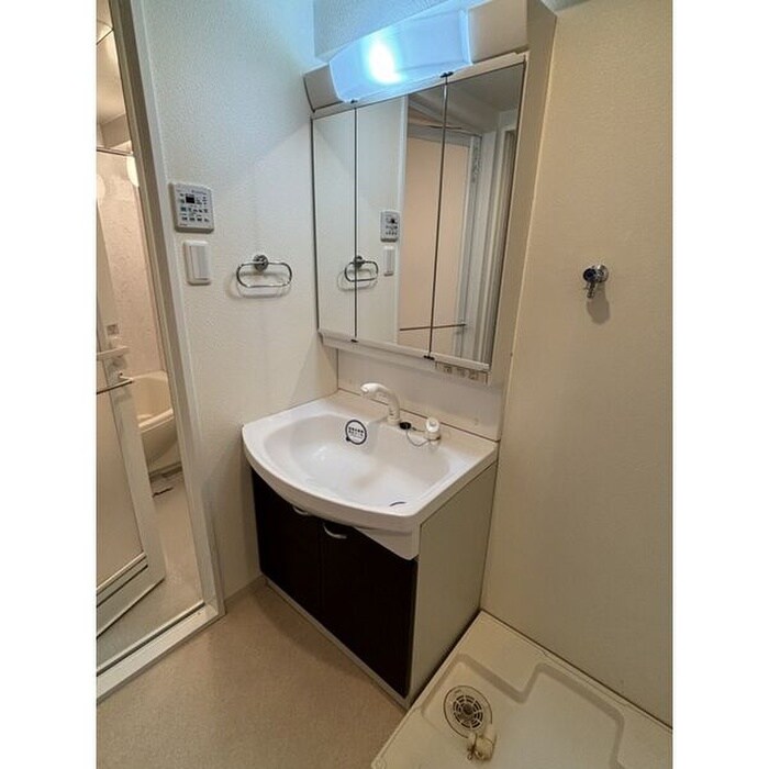 物件内観写真12　(洗面)