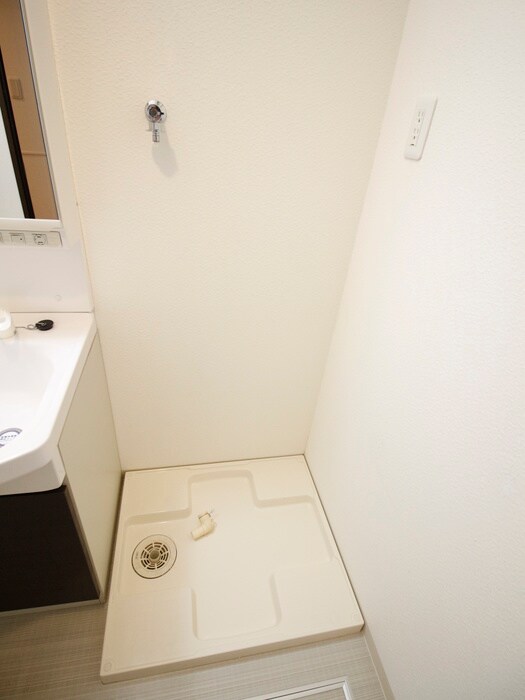 物件内観写真19　(洗濯機置場)