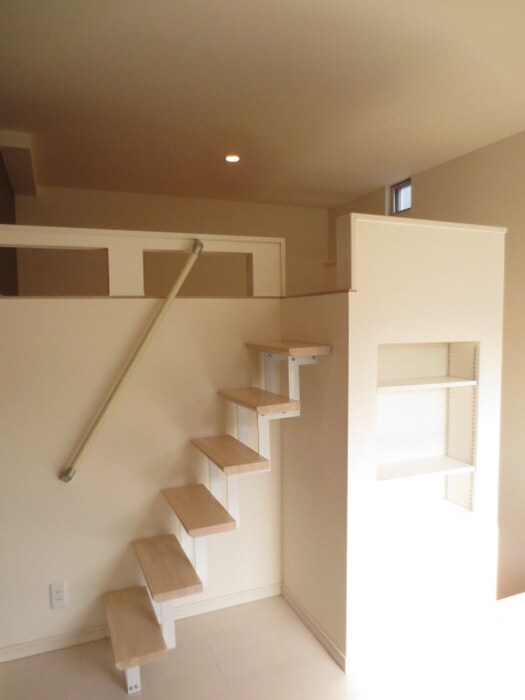 物件内観写真19　(居室)