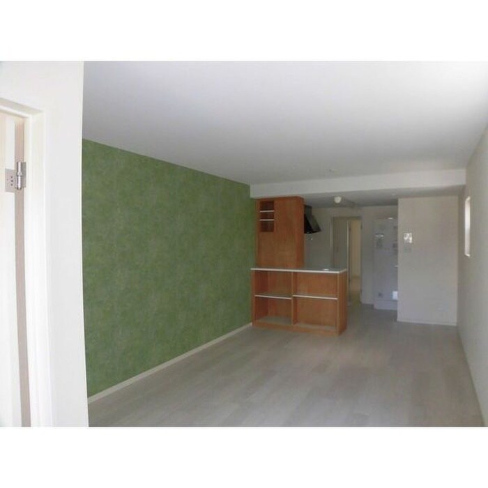 物件内観写真4　(居室)