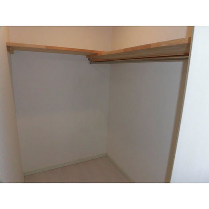 物件内観写真9　(収納)