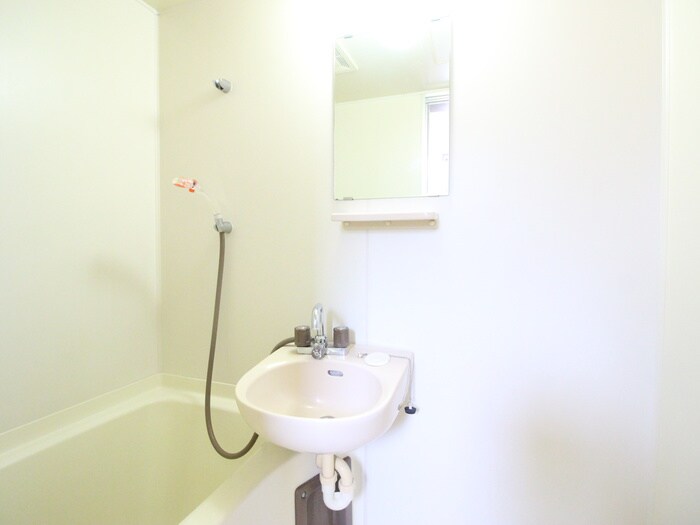 物件内観写真9　(洗面)