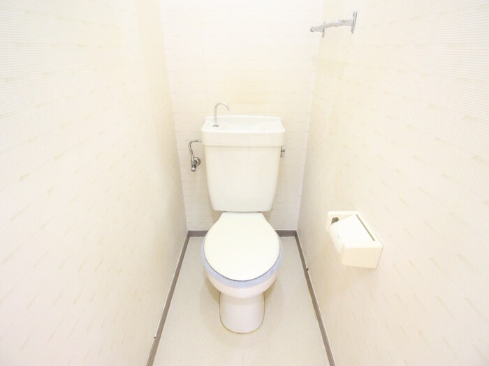 物件内観写真11　(トイレ)